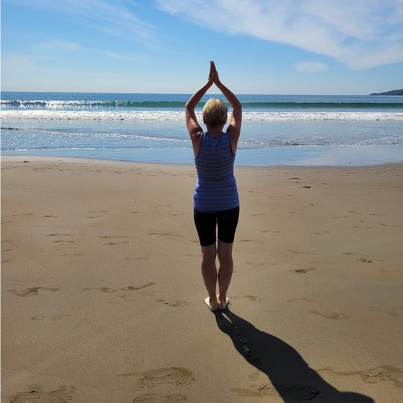 Meet your Posher, Sandy - Picture 1 of 1